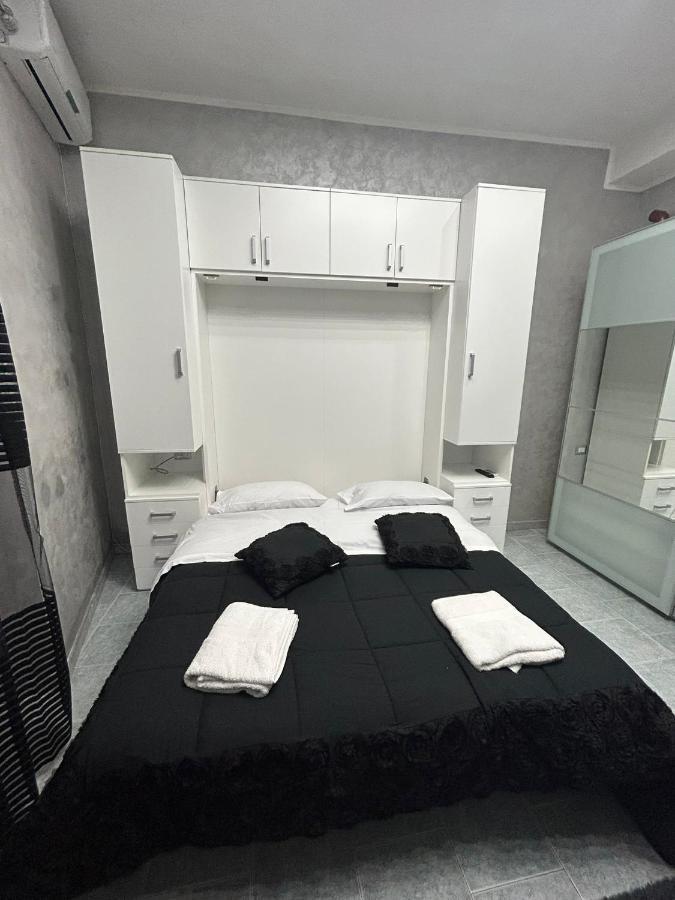 Da Concettina House Daire Napoli Dış mekan fotoğraf