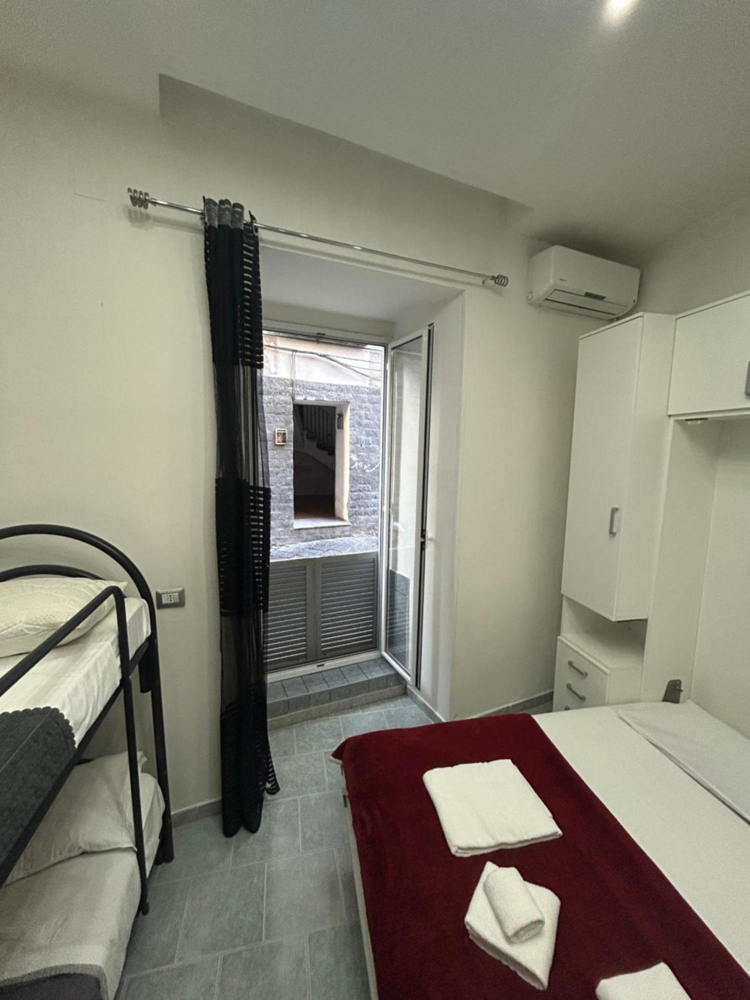 Da Concettina House Daire Napoli Dış mekan fotoğraf